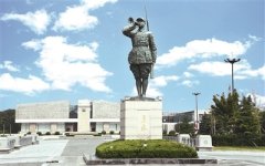 “解放区的天，是明朗的天”